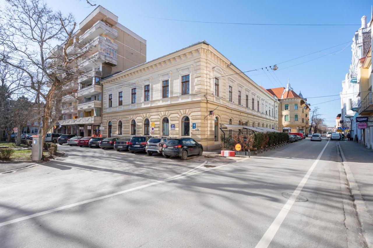 Apartament Haga Flat Oradea Zewnętrze zdjęcie